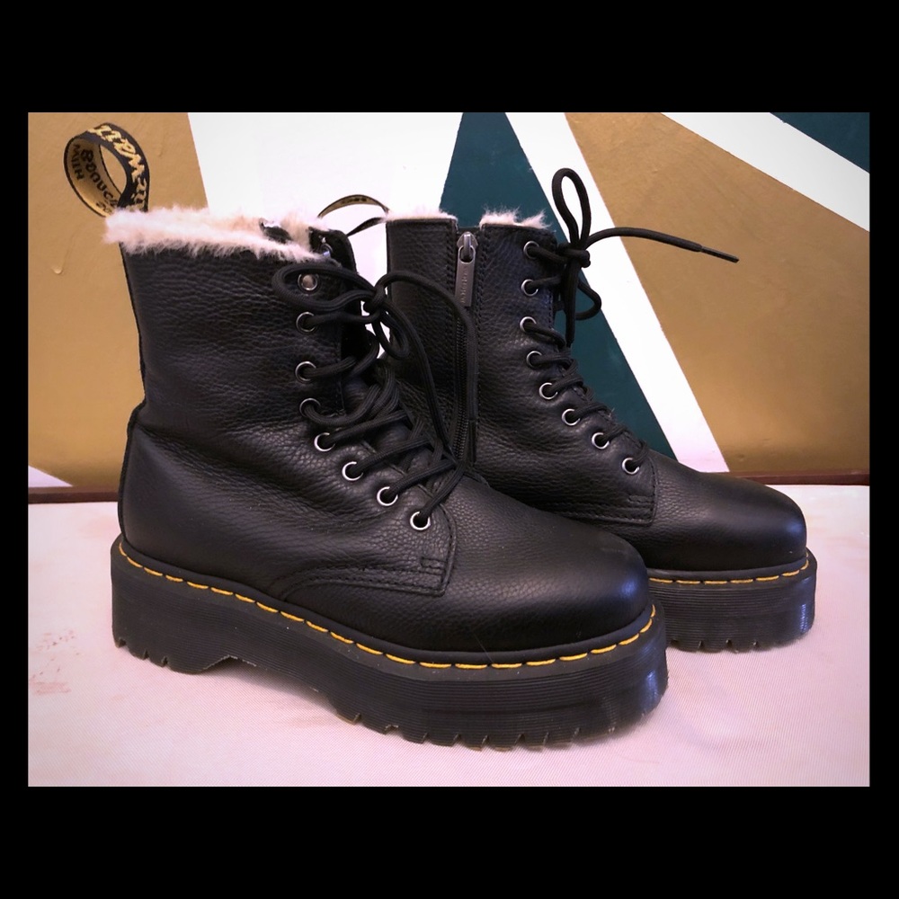 Dr. Marten Jadon Fur Lined Platform size women’s 8